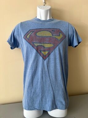 DC Comics Heather Blue Superman Shield Tee - Men's Short Sleeve